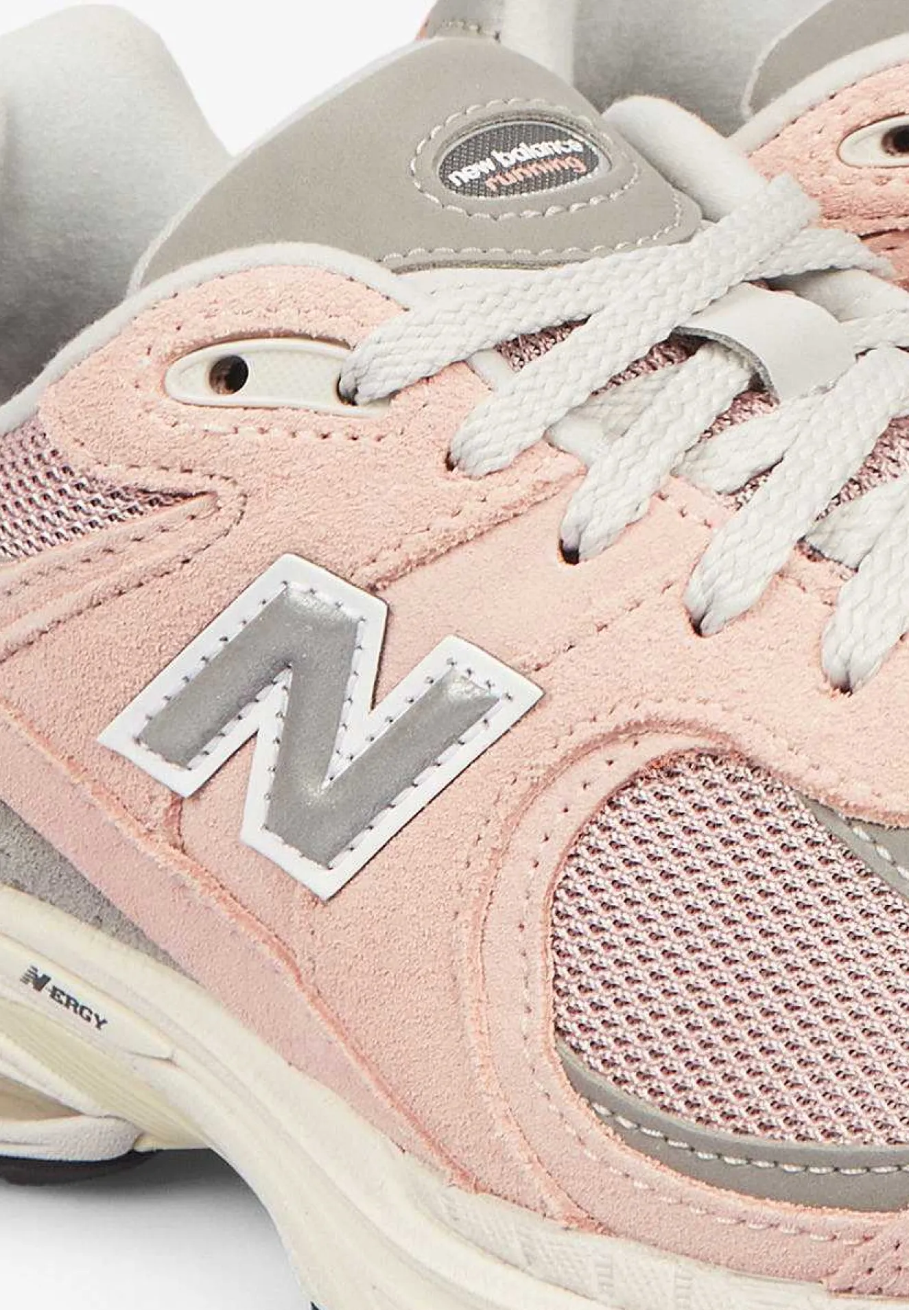 Scalpers Sneakers<New Balance | 2002R Women'S Sneakers