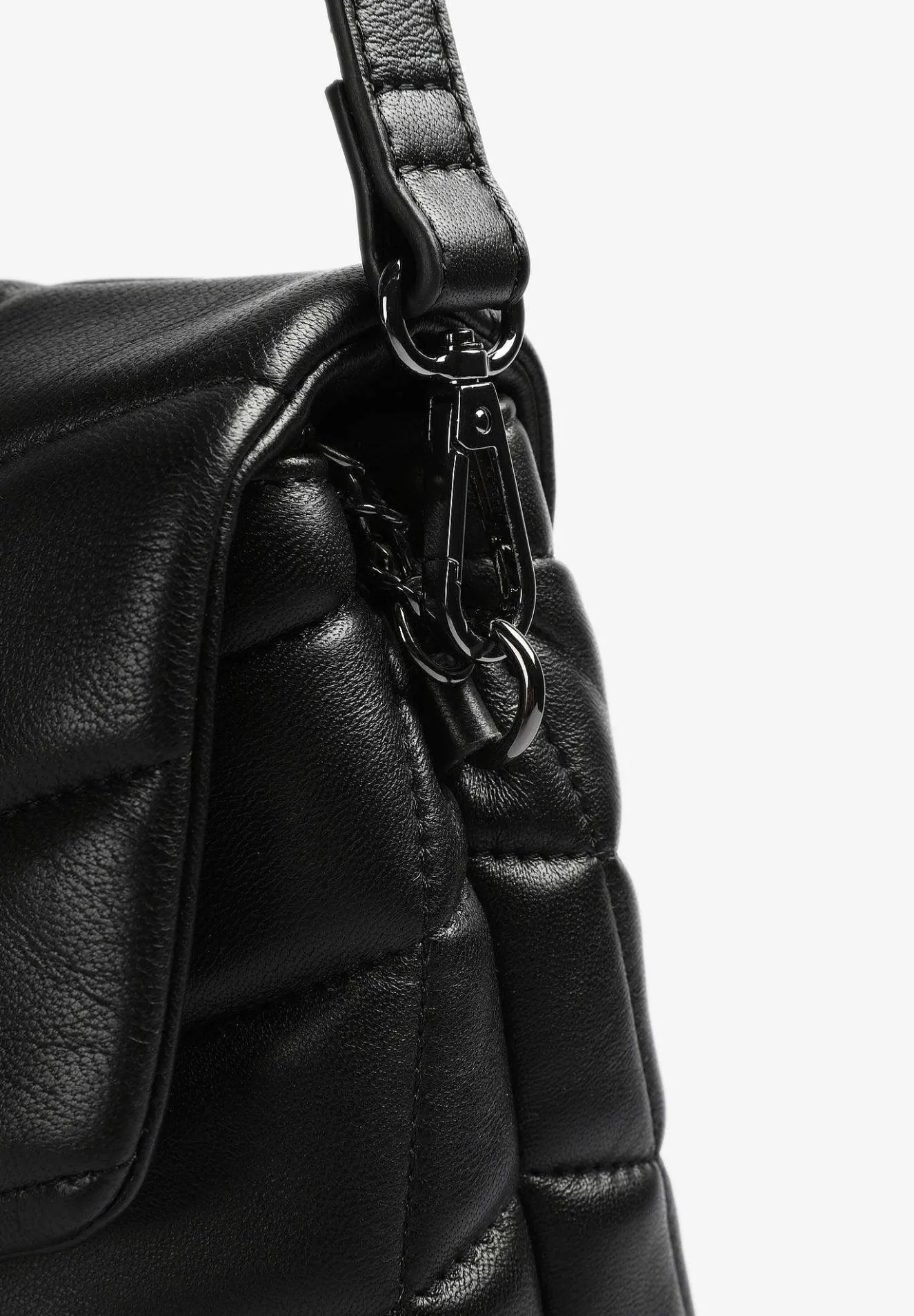 Scalpers Fur<Quilted Leather Shoulder Bag