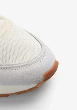 Scalpers Sneakers<Skull Print High Density Sneakers