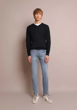 Scalpers Sweaters And Cardigans<Skull V-Neck Sweater