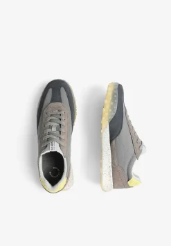 Scalpers Sneakers<Suede Sneakers With Speckled Sole
