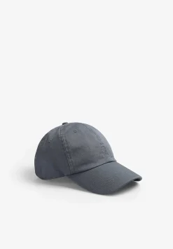 Scalpers Caps<Tone Embroidered Skull Cap